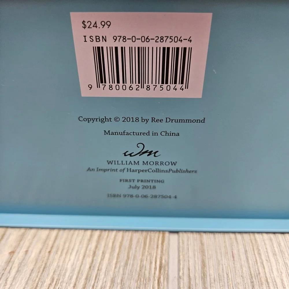 The Pioneer‎ Woman Favorite Recipes Tin Signed Ree Drummond Red Blue Floral 2018